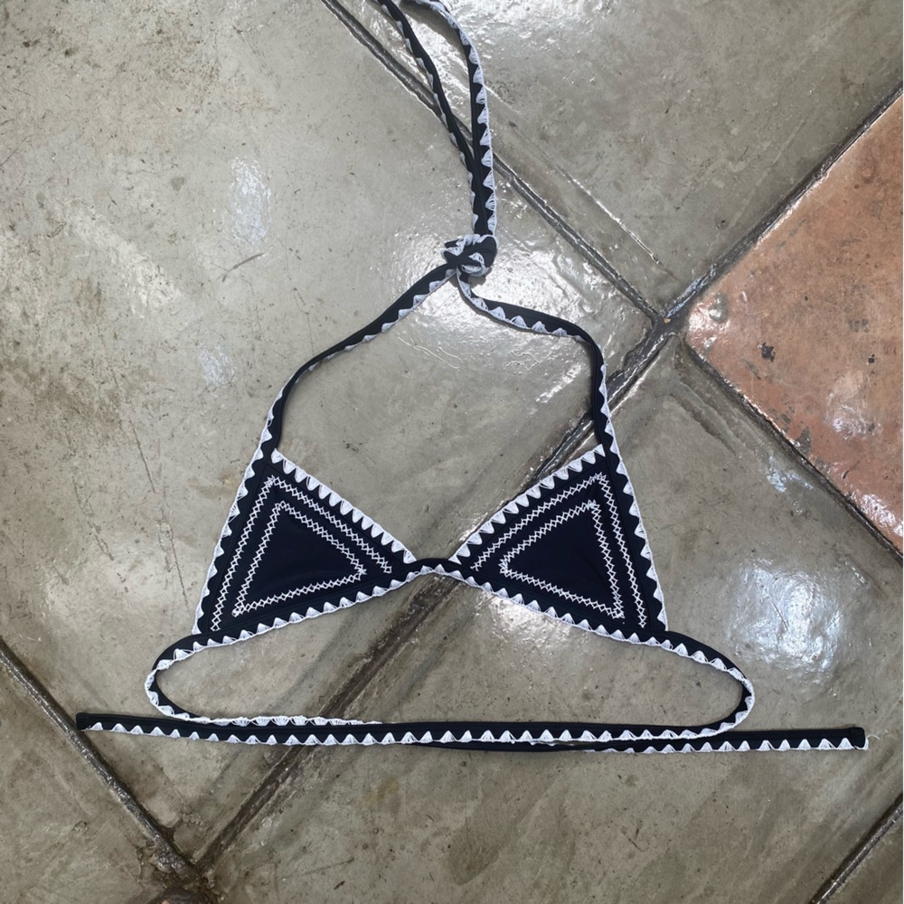 Same Swim Los Angeles “the catch” triangle swim suit bikini TOP black white